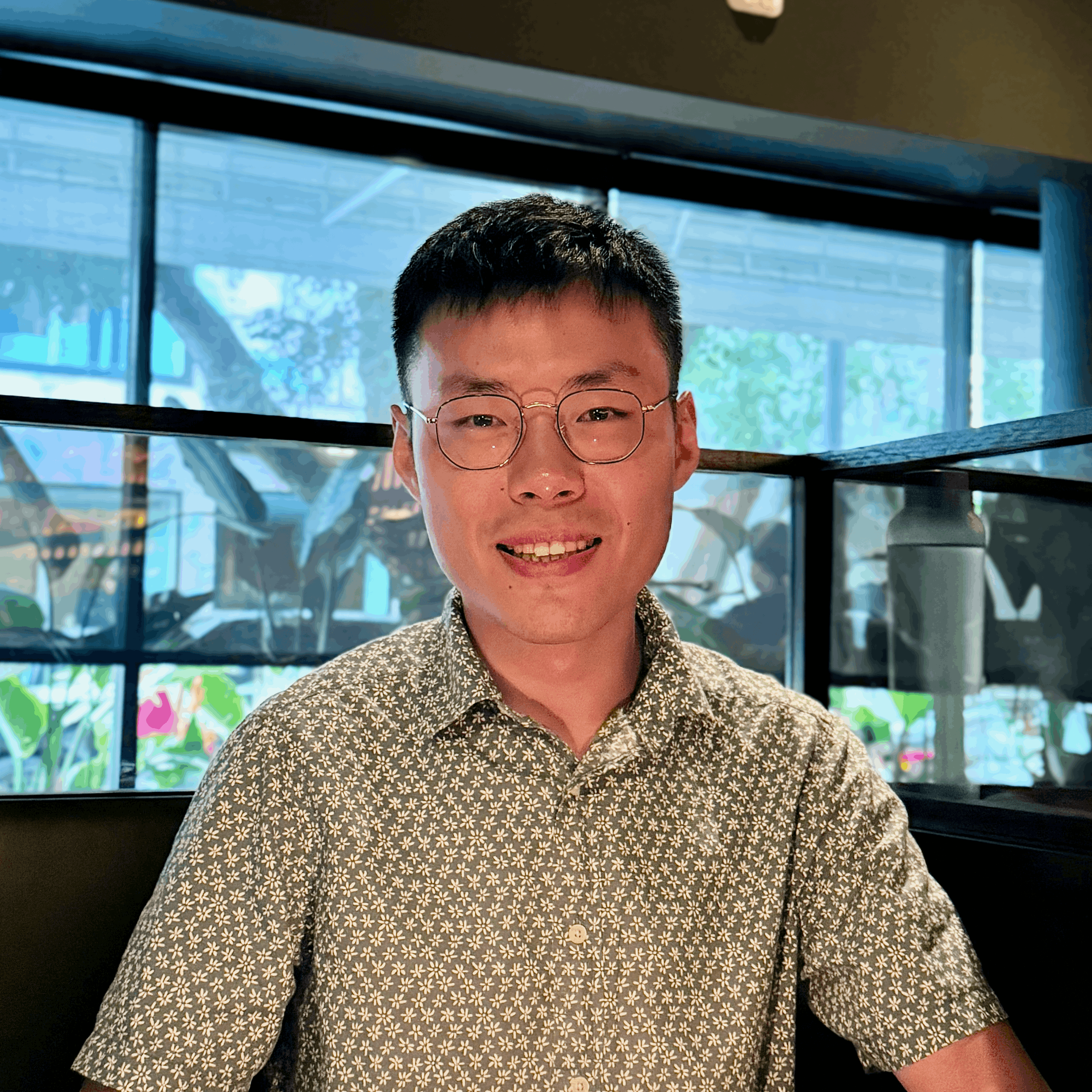 Portrait of Dr. Ziqi Zhang
